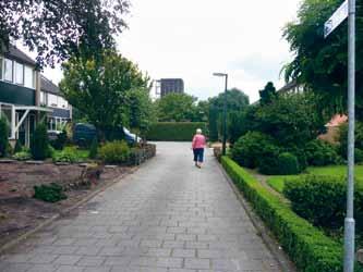 coöperatieve silo een belangrijke rol spelen in het dorpssilhouet.