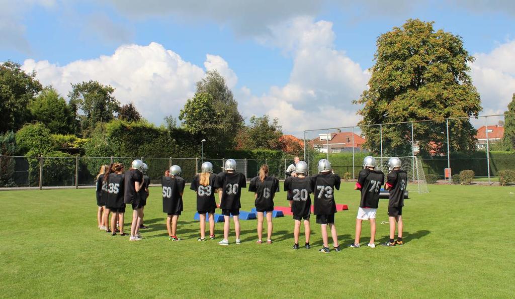 Ondersteuning en begeleiding De mentor is de spil in de begeleiding en aanspreekpunt voor de leerling, ouders en het docententeam.