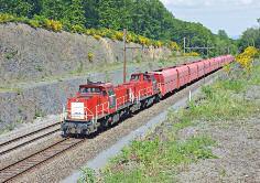 te Brussel-Zuid; - elektrische locomotief 2903 te Desselgem; -