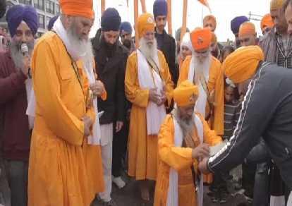 nieuwe Sikh-Tempel Zondag 16 maart 2014 werd in Den Haag de eerste steen gelegd voor een nieuwe Sikh tempel.