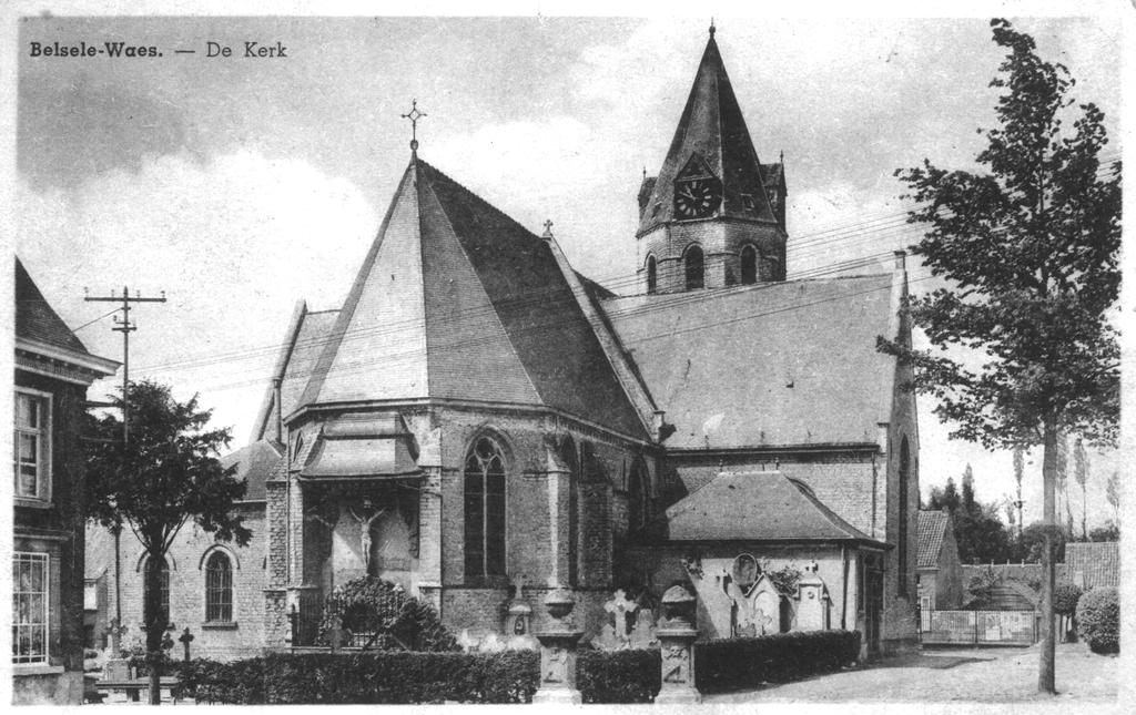17. SINT-ANDREAS EN SINT-GHISLENUSKERK De prachtige parochiekerk, toegewijd aan Sint-Andreas en Sint- Ghislenus, is het enige beschermde monument in Belsele (1936).