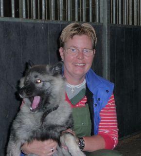 Dan nog even dit: Op maandag en vrijdag komt Sonja altijd bij ons op de zorgboerderij samen met haar hond Laika.