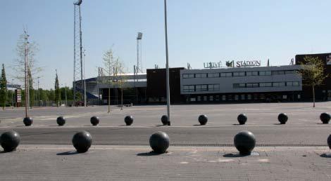 De granieten bolder is een solide en mooie manier om entrees te verfraaien, een winkelcentrum in te richten of andere loicaties af te bakenen.