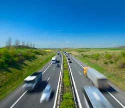 Op 1 km van de A67 en A73 Op 10 km van de spoorwegterminal van Venlo Op 10 km van de binnenvaartterminal van Venlo Op 65 km van de luchthavens in Eindhoven en Düsseldorf Op 125 km van de haven van