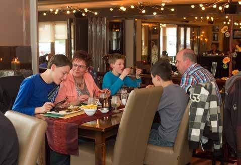 U kunt het buffet uitbreiden met de volgende voorgerechten Pastrami, Spaanse ham en carpaccio van rundvlees met truffelmayonaise, spekjes, oude kaas en pijnboompitjes.