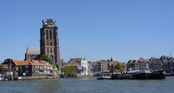 Het is een stad met een rijke historie, maar ook een eigentijdse stad die de functie vervult van centrumgemeente in de regio Dordrecht.
