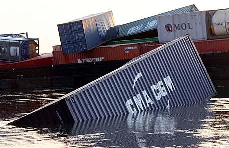 WAP en mediabelangstelling In het rapportagejaar 2007 heeft het scheepsongeluk van het containerschip ter hoogte van Keulen-Porz de meeste mediabelangstelling geoogst.
