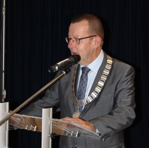 foto Wikicommons Wij waren te gast bij de gemeente Wijdemeren in het gemeentehuis te Loosdrecht, en de dag