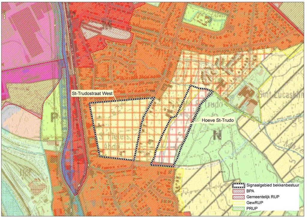 Figuur: situering signaalgebied op gewestplan met aanduiding van goedgekeurde BPA s en RUP s en weergave van de bebouwingstoestand volgens het