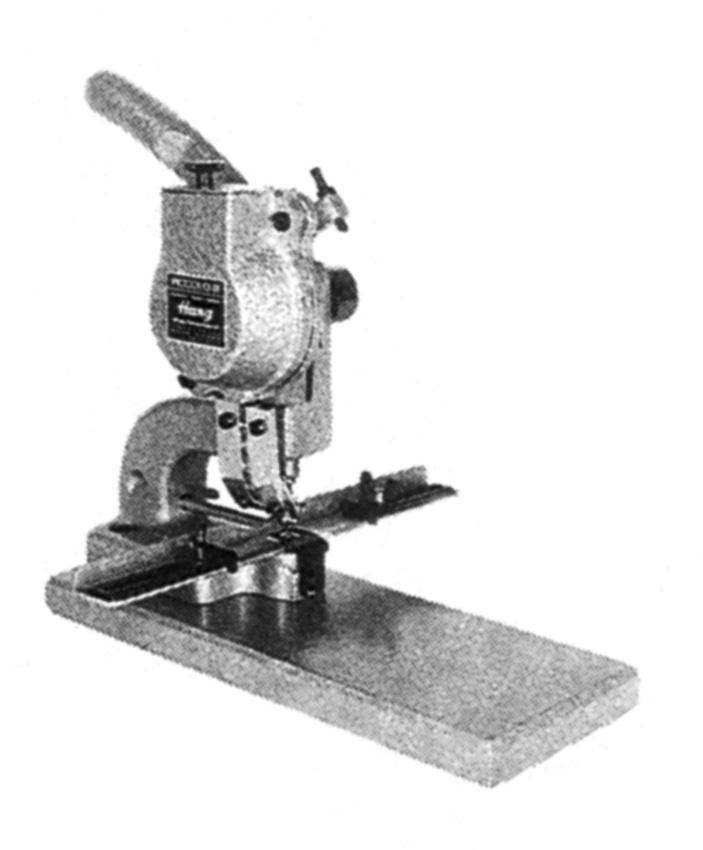 Oogjeszetmachine Voor het vasthechten van foto's is het toestel Picollo III beschikbaar. Duitse kwaliteit - gewicht 6 kg.