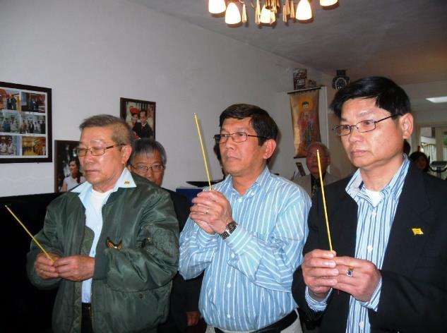 Chủ tịch CĐ tiền nhiệm như ông Đào Công Long, Nguyễn Liên Hiệp, Nguyễn Đắc Trung, một số đông thân hào nhân sĩ cùng quan khách va gia đình.