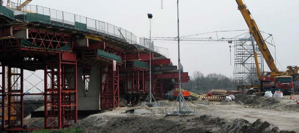 Denk hierbij aan struikelen en het niet kunnen zien van onveilige situaties.