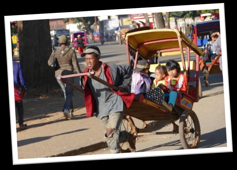 Dag 4/5 Op naar het leukst stadje van Madagascar, Antsirabe Een rit van ongeveer zeven uur (met de nodige stops) brengt u over de Route National 7 naar Antsirabe.