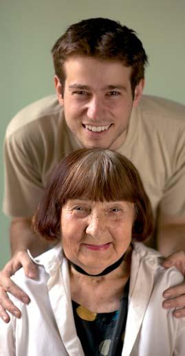 Gemeente Beek Informatiepagina september 2017 Ouderenadviseurs geven u graag advies Mensen worden steeds ouder en blijven in toenemende mate langer zelfstandig thuis wonen.