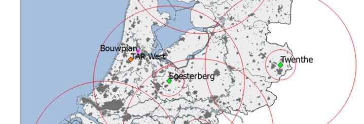De 15 en 75 km cirkels rond de MASS radarsystemen en de stedelijke gebieden volgens het AHN-1 bestand zijn weergeven in Figuur 3.