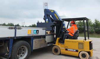 bij een ongeluk. Aan chauffeurs van vorkheftrucks wordt daarom hoge eisen gesteld als het gaat om veilig en verantwoord werken met de vorkheftruck.