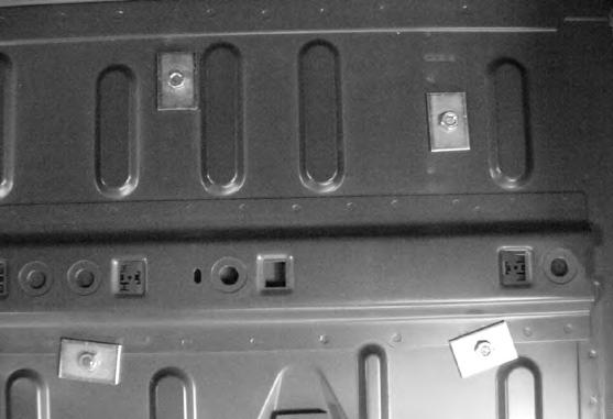 Montagehandleiding kofferzijde Merk/Type: Peugeot 307 Break / SW Tanksituatie: onderbouw 55 ltr.