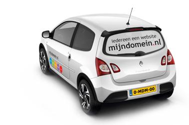 Afbeelding 3 - Renault Twingo voorzien van Mijndomein.nl reclame 3.3.2.2 Beperking van onderhouds- en reparatiekosten Mijndomein Auto B.V.