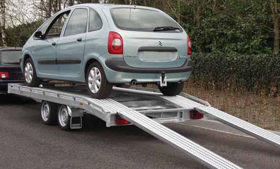 MET HUIF AVEC BÂCHE TRANSPORTER TANDEM- EN ENKELASSER, PLATEAU AANHANGWAGEN