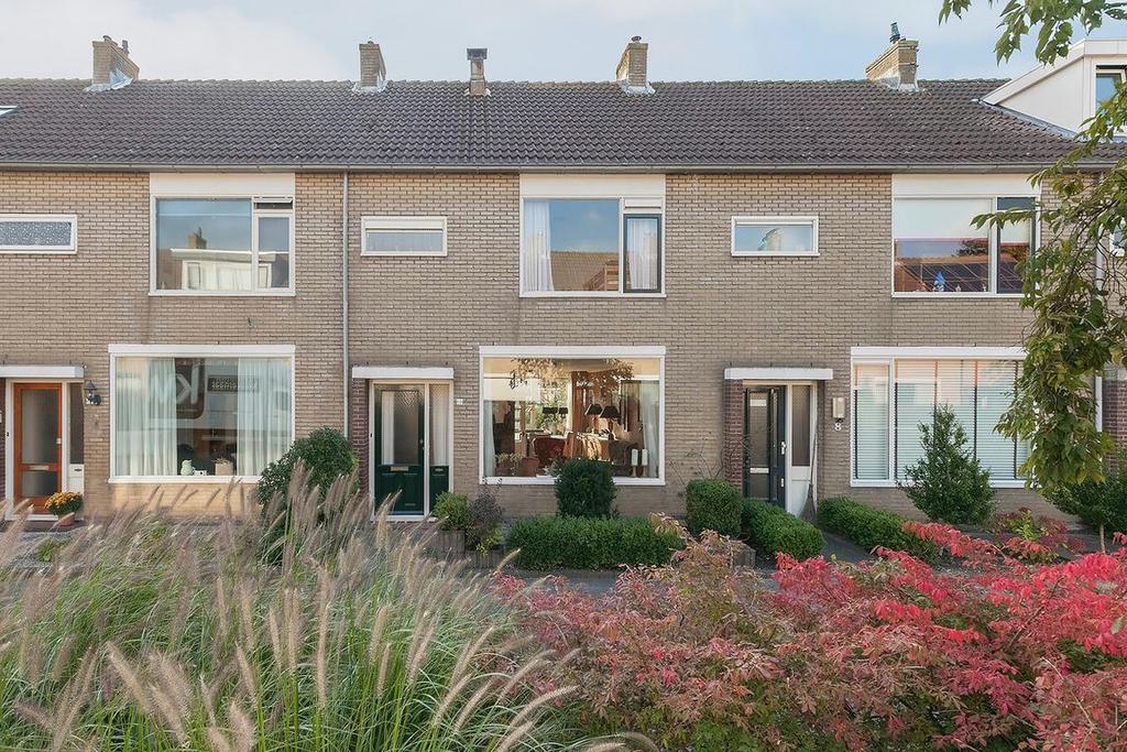 Woninginformatie Antonie Genietsplein 10 - Nieuw-Beijerland Aanvaarding in overleg Vraagprijs 172.