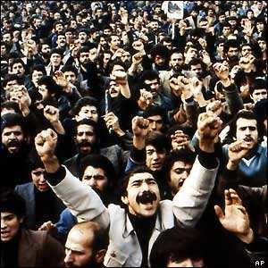 van communisten tot liberalen tot islamisten Tegen de dictatuur van de Sjah Strijd liberalen tegen conservatieven Khomeiny wint Khomeiny Opperste leider 1979-1981 Theocratie