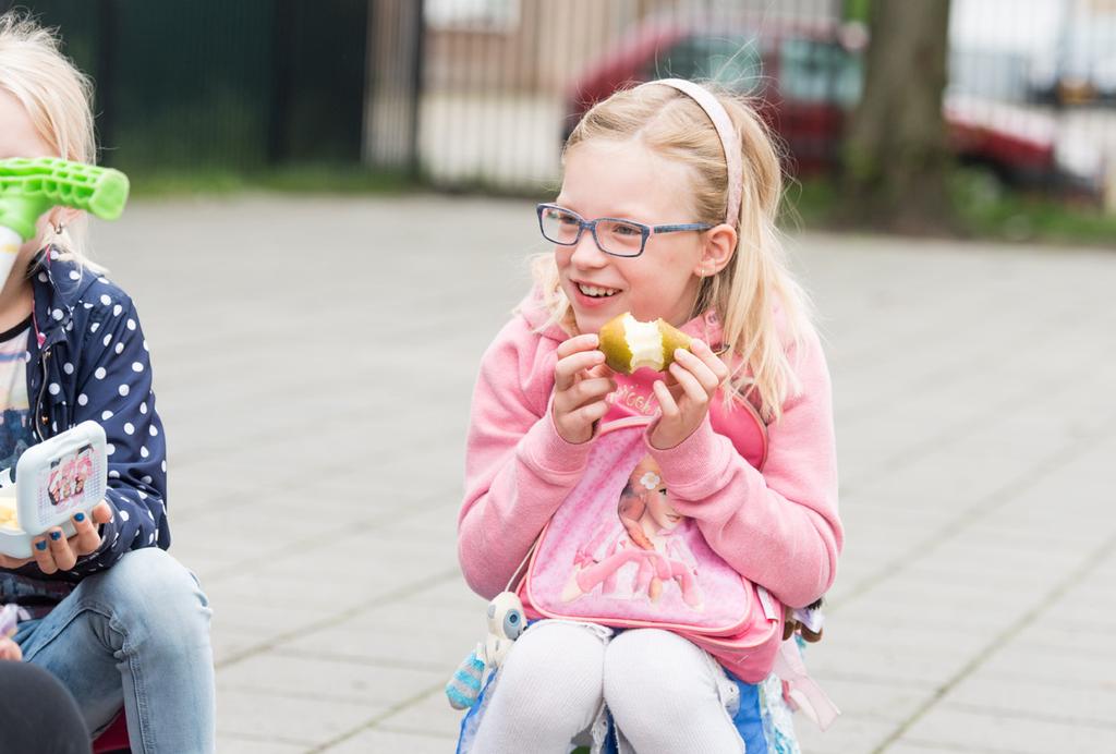 September 2017 Pitje 1 1 2 3 35 7 Kamp groep 8 Kamp groep 8 Kamp groep 8 Zomervakantie 4 5 6 Schoolreis groep 1 t/m 7 8 9 10 36 11 Infoavond groepen 1/2 Infoavond groep 5 12 Infoavond groep 6 13