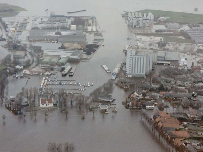 Bescherming tegen hoogwater; een impuls voor de toekomst In 1993 en 1995 werd Limburg opgeschrikt door twee grote overstromingen van de Maas.