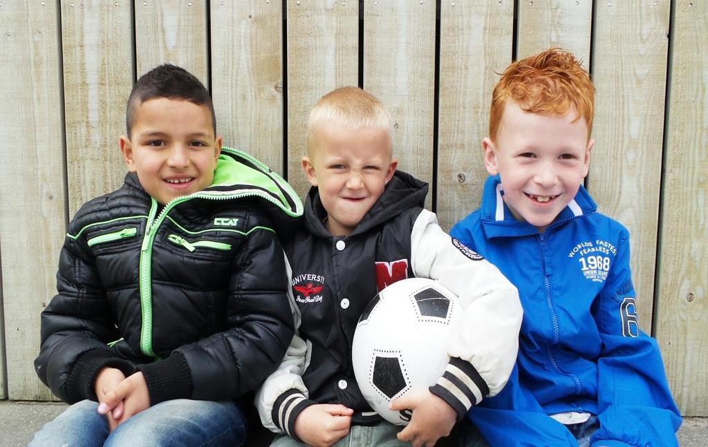 augustus 2015 Schooltijden van 8.45 tot 15.00 uur. Op woensdag tot 12.30 uur. De kleuters zijn op woensdag vrij. De laatste 6 weken voor de zomervakantie hebben de kleuters ook op woensdag les tot 12.