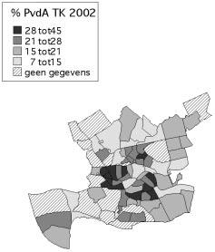 S&D dec 2002 binnenwerk 05-12-2002 15:16 Pagina 54 Figuur 1 Percentage PvdA stemmers bij de Tweede Kamerverkiezingen van 15 mei 2002 en percentage niet-westerse allochtonen in buurten in Rotterdam