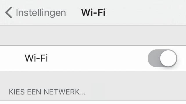 Als in ios een dialoogvenster voor Wi-Fi-verbindingen wordt weergegeven Normaal gesproken gebruikt de SnapBridge-app Bluetooth voor de verbinding tussen de camera en het smart-apparaat.