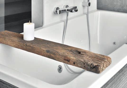 Dus kiest u voor een badplank mét tablet- of boekhouder of past een badplank van robuust hout beter in uw