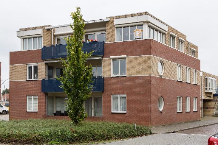 Omschrijving Penthouse Keurig afgewerkt en ruime penthouse met