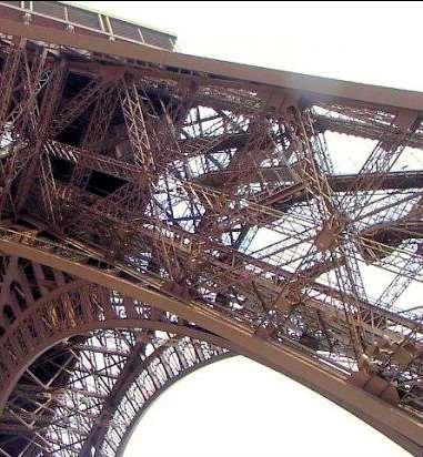Eiffeltoren Ruud van Capelleveen Nummer: 18