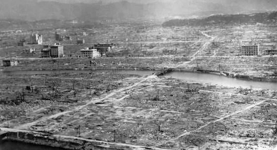 Duitse aanval op Sovjetunie Japanse aanval op Pearl Harbor (VS) 1945