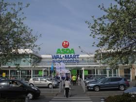 4 Asda Asda is onderdeel van Wall Mart en vooral gevestigd in Noord Engeland. De Asda bestaat uit veel hypermarktformules.