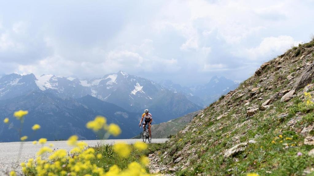 Programma Zondag 27 mei 2018 De eerste etappe op zondag zal gaan over de Sarenne, via Armentier en terug via de afdaling van de Alp d Huez.