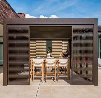 LOGGIA SNELLE DOORGANG / SCHUIFDEUR (NIET BIJ TOSCANE ) Ideaal als de terrasoverkapping volledig omsloten is (bv door Fixscreen) en men wilt snel doorgang van of naar onder de terrasoverkapping