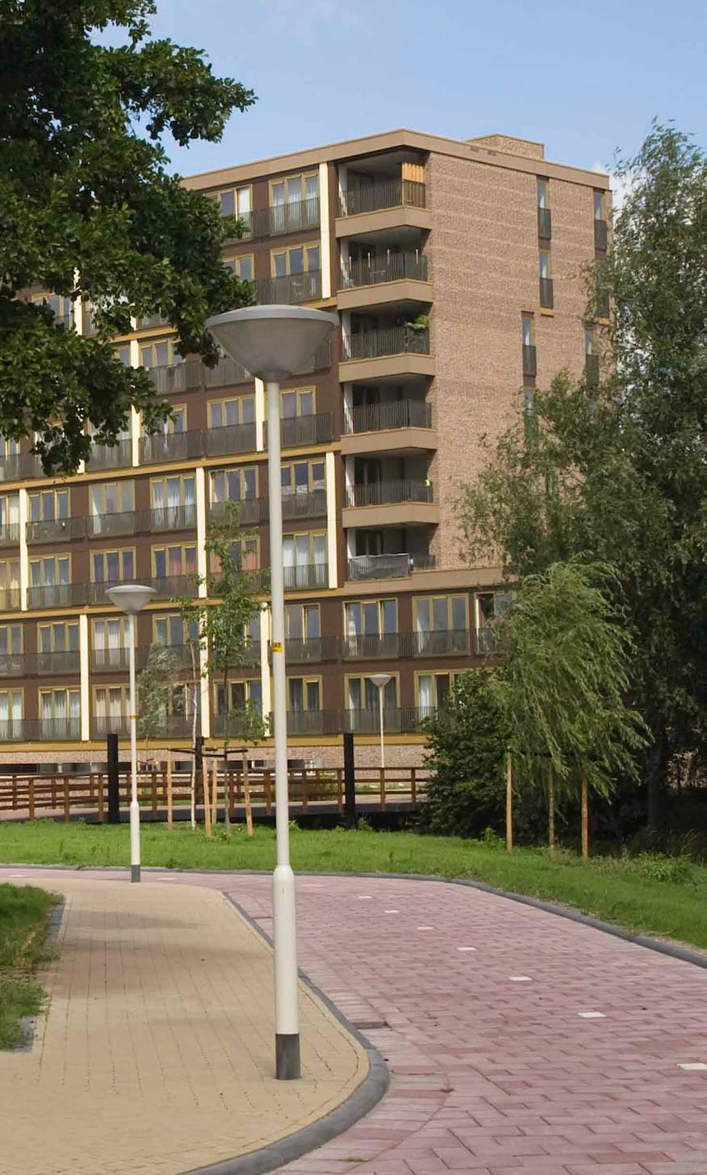 WIJKVISIE In de afgelopen jaren is veel geïnvesteerd in sociale wijkprojecten, de renovatie van de Vestia flats en de openbare ruimte eromheen.