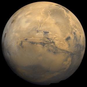 Mars Diameter 6794 km Atmosfeer 95% CO 2 stikstof en argon en 0,15% zuurstof Druk 7 millibar