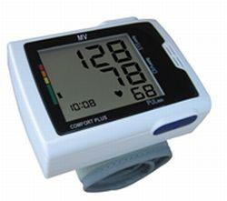 white 140904 99,95 Bloeddrukmeter ComfortPlus Deze ComfortPlus is een sprekende bloeddrukmeter met volautomatische meting voor om de pols.