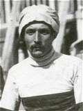 René Pottier stond bekend als beste klimmer van de Tour en was de eerste die deze historische klim volbracht (vanaf andere zijde dan in Les Trois Ballons).