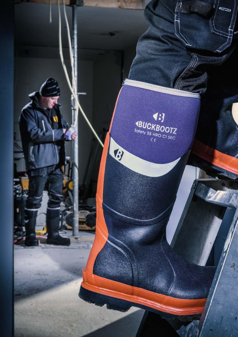 Buckbootz is een van de meest herkenbare productlijnen van Buckler Boots. De allereerste EN S5 rubber/neopreen laars is ontwikkeld door Buckler Boots in 2007 en geïntroduceerd in 2008.