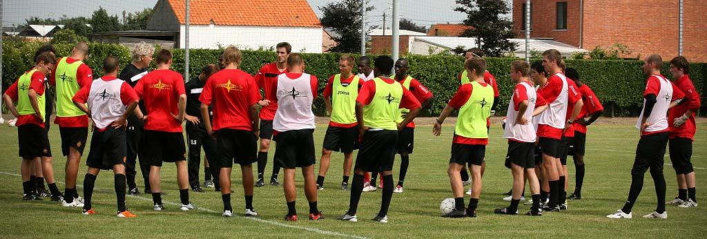 nieuwsoverzicht 2011-2012 Woensdag 15 juni: KV Mechelen startte vanmorgen de voorbereiding op het seizoen 2011-2012. Op de terreinen van het naburige K.