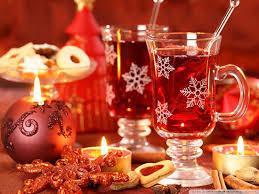 KERST HIGH TEA LADIESNIGHT DINSDAG 19 DECEMBER De Ladiesnight van 19 december staat ook in het teken van de Kerst. Een bijzondere viering rondom een speciale Kerst High Tea.