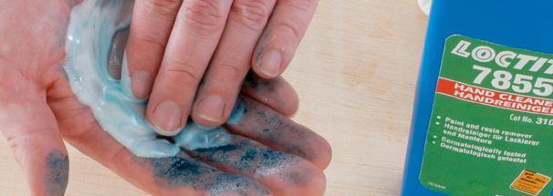 Reinigt de handen van roet, vet, inkt, vuil, lak, pakkingcement, epoxy en lijm. 710343 Fles 400 ml.