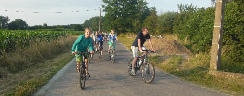 telefoonnummer Deelnameprijs KWB leden: 17 euro Niet-leden: 22 euro Kinderen 12 jaar: 8 euro Algemene info Fietstocht van