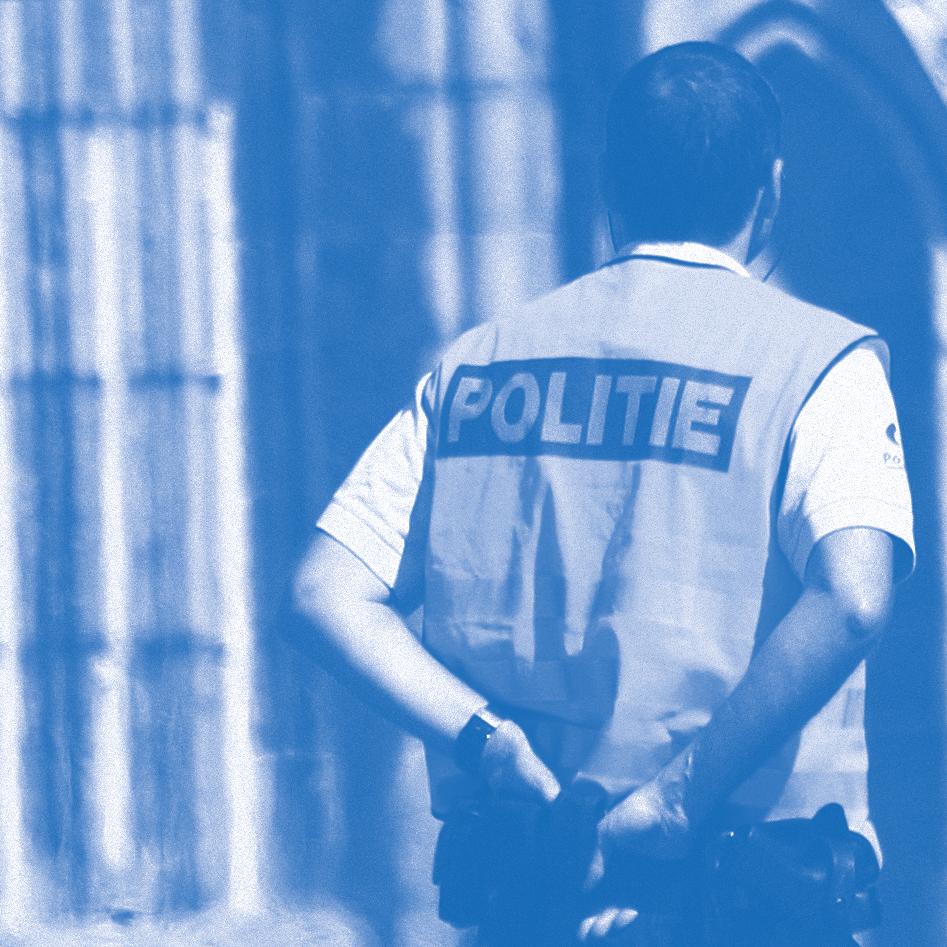 Mag de politie bij jou thuis binnen komen? De politie kan naar jou komen om iets af te geven, of informatie te vragen, misschien om iets te controleren.