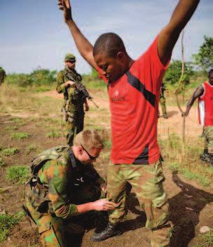 Een EUFOR-uitzendscenario vormde de basis van de oefening. Het scenario in een notendop: twee Afrikaanse landen hebben een grensconflict. Het ene land valt met een rebellenleger het andere binnen.