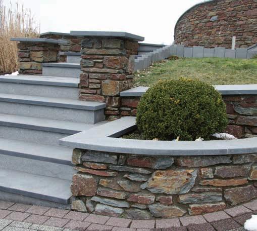 Natuursteen voor huis en tuin dekstenen beschikbaar in: - chinese blauwe hardsteen geschuurd - chinese graniet antraciet gevlamd -