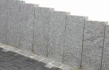 palissaden jersey graniet antraciet gevlamd met afschuining 50 x 20 x 10 cm 27 kg/stuk 75 x 20 x 10 cm 41 kg/stuk 100 x 20 x